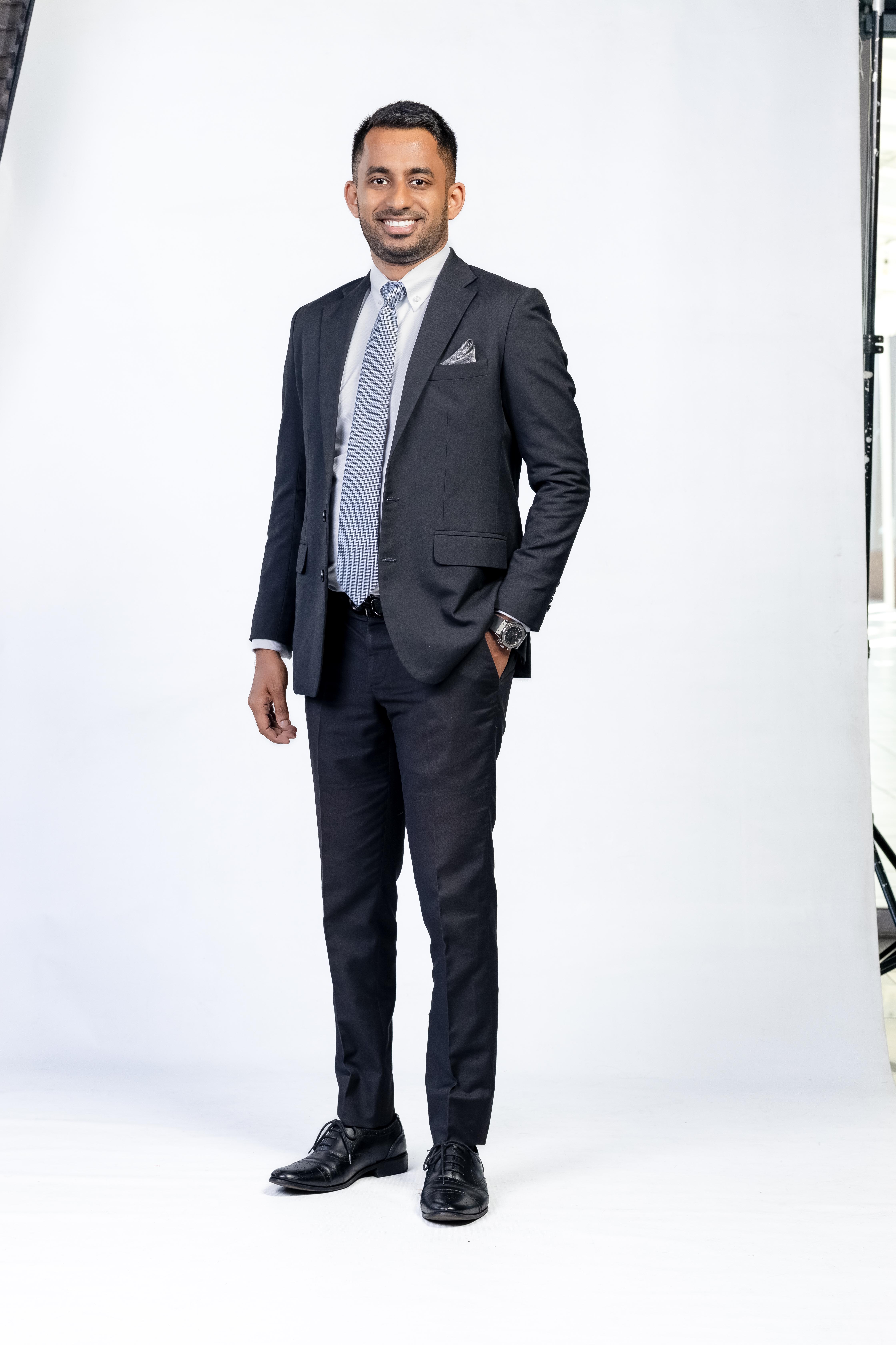 Mr. Dulinda Perera